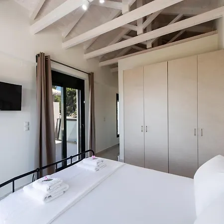 Voula Luxury Vila *