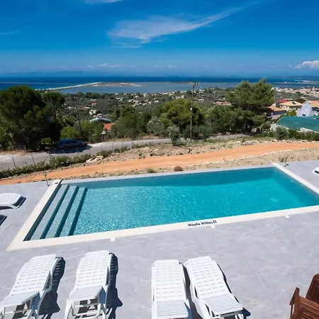 Voula Luxury Φρύνι